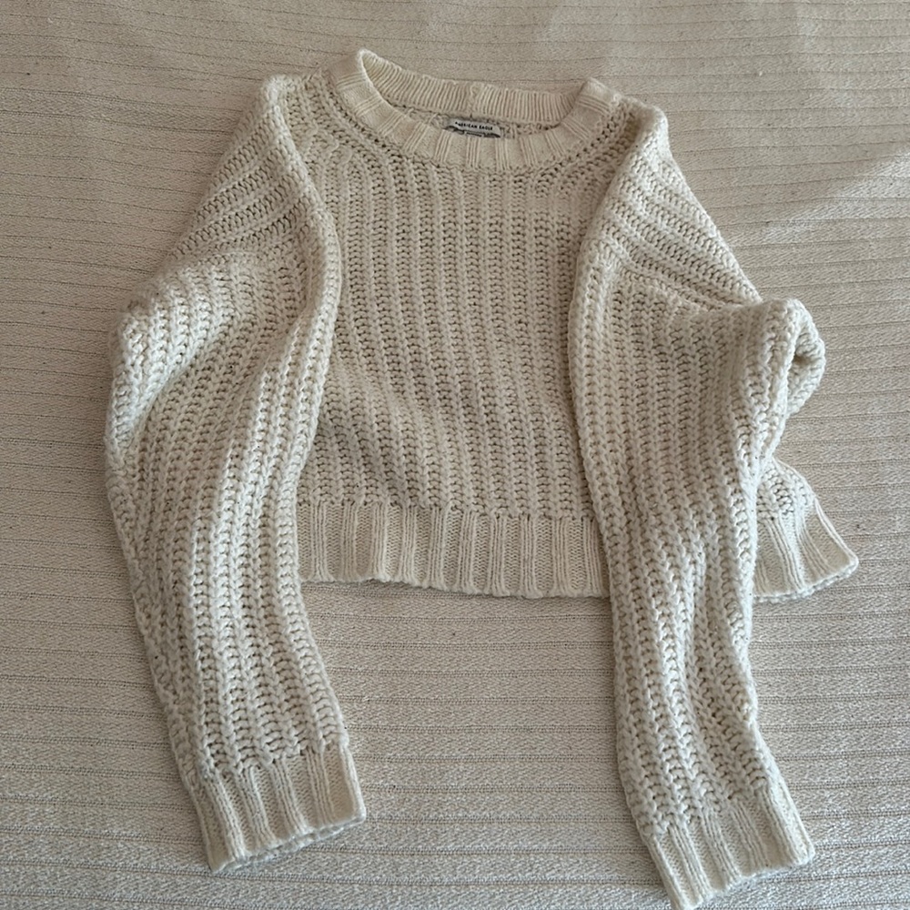 American eagle white sweater size XS